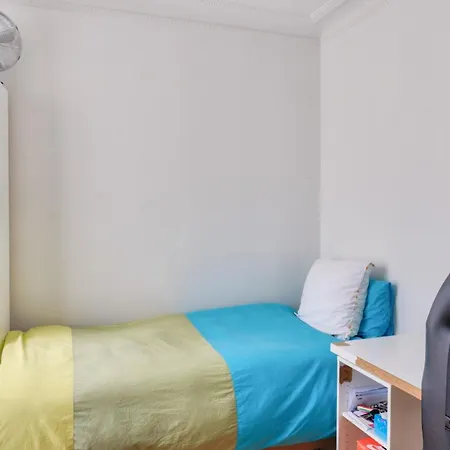 아파트 Cosy With Balcony In 15th 파리